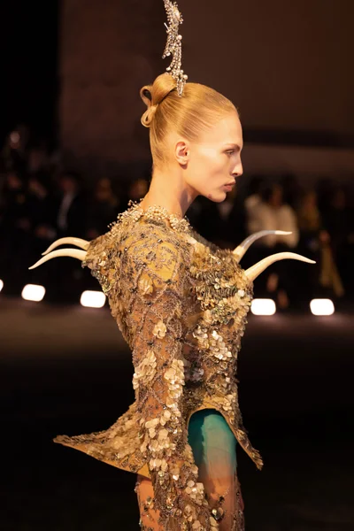 Look 31